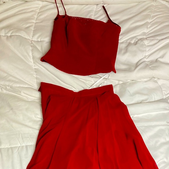 Deep red B2 two-piece prom dress never worn - Picture 1 of 5